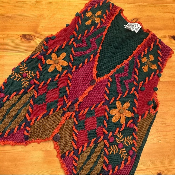 CAROLYN & CO Vest Crochet flowers 
55% RAMIE 45% COTTON - Picture 3 of 10